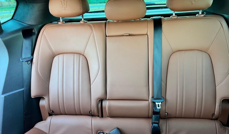 								2022 Maserati Levante Modena 424Hp full									