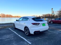 2022 Maserati Levante Modena 424Hp full