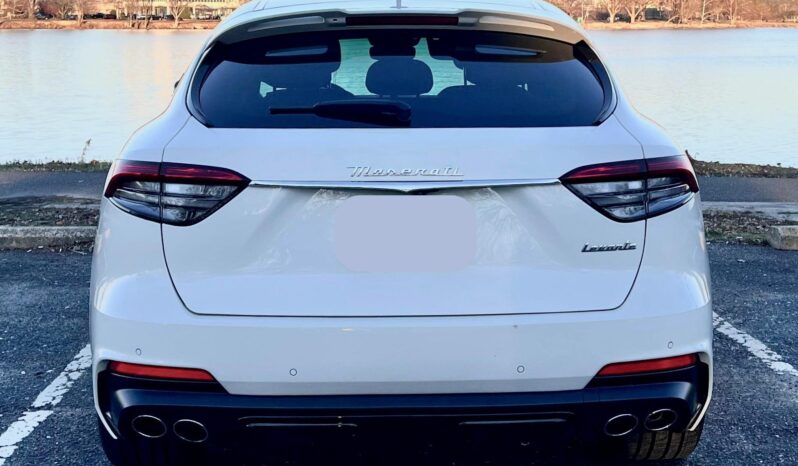 								2022 Maserati Levante Modena 424Hp full									