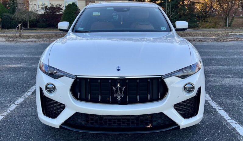 								2022 Maserati Levante Modena 424Hp full									