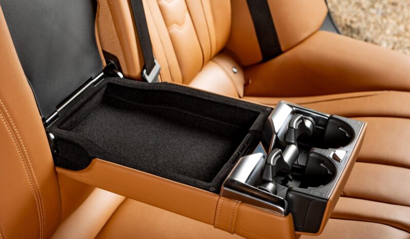 								2022 BMW Alpina B8 xDrive Gran Coupe full									