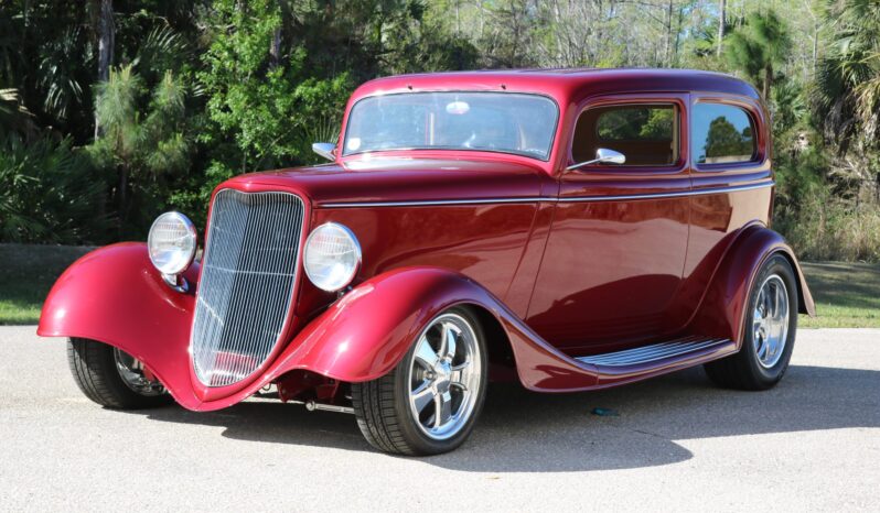 								1933 Ford Tudor Sedan Street Rod full									