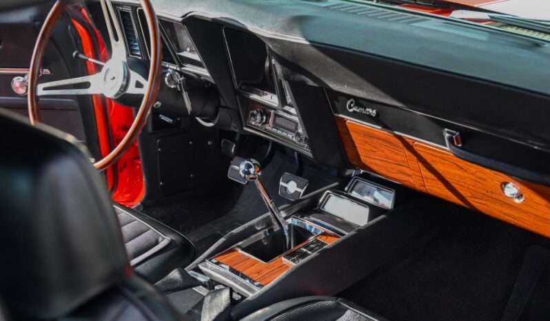 								1969 Chevrolet Camaro Z28 4-Speed full									