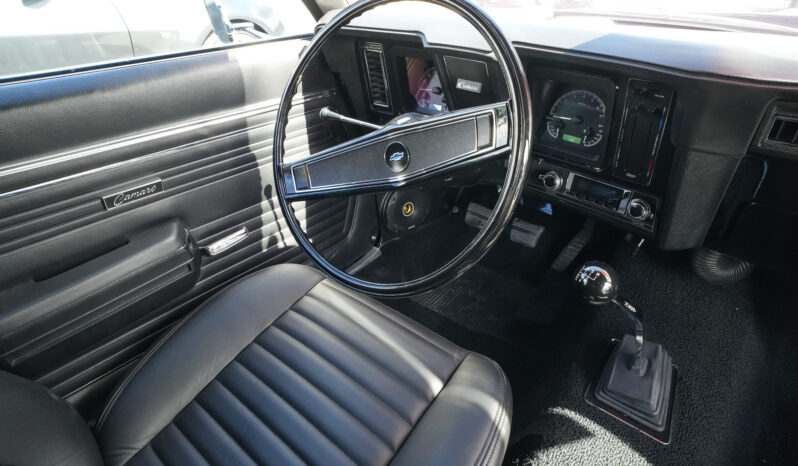 								1969 Chevrolet Camaro 6-Speed full									