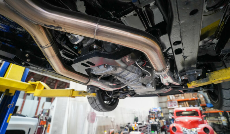 								1969 Chevrolet Camaro 6-Speed full									