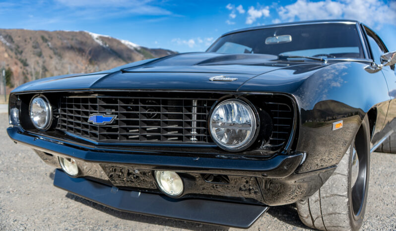 								1969 Chevrolet Camaro 6-Speed full									