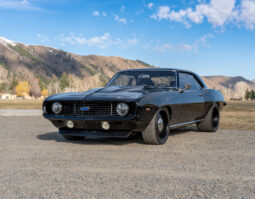 										1969 Chevrolet Camaro 6-Speed full									