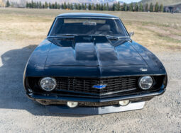 										1969 Chevrolet Camaro 6-Speed full									