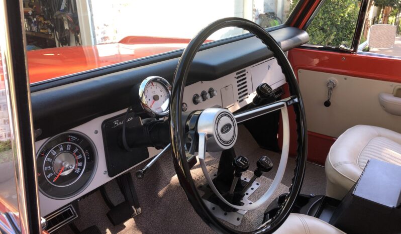 								1970 Ford Bronco 5-Speed full									