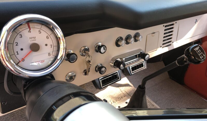 								1970 Ford Bronco 5-Speed full									