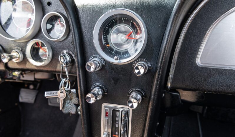 								1963 Chevrolet Corvette Split-Window Coupe 4-Speed full									