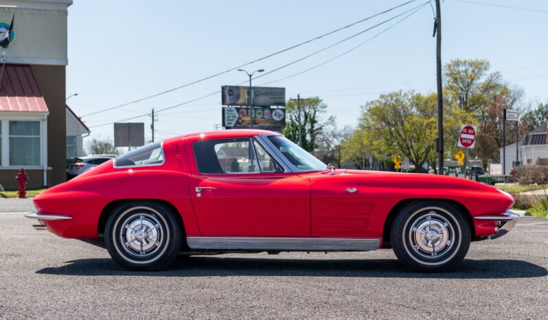 								1963 Chevrolet Corvette Split-Window Coupe 4-Speed full									