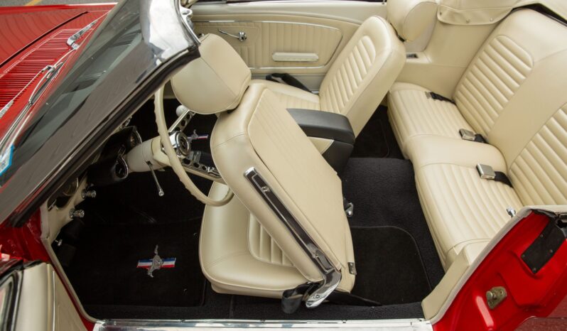 								1965 Ford Mustang Convertible 5-Speed full									