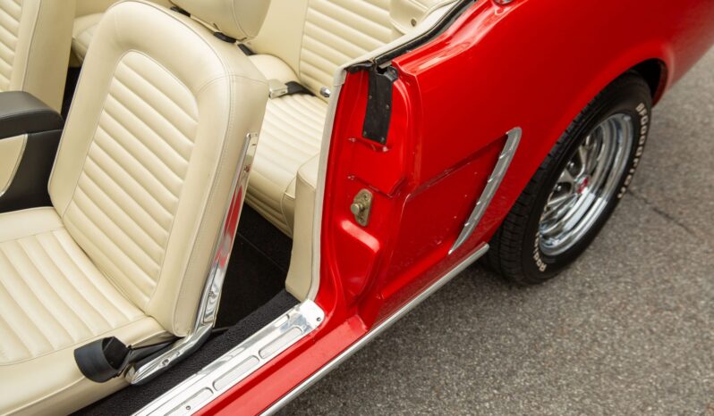 								1965 Ford Mustang Convertible 5-Speed full									