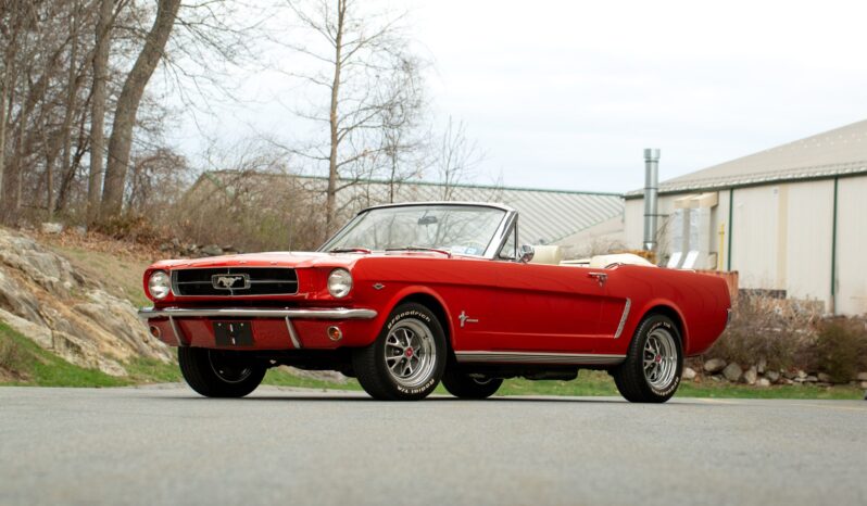 								1965 Ford Mustang Convertible 5-Speed full									