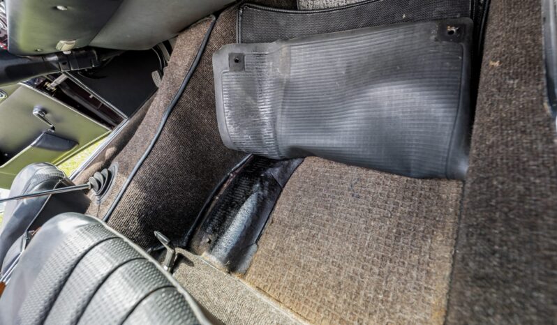 								1967 Mercedes-Benz 230SL 4-Speed full									