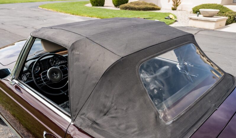 								1967 Mercedes-Benz 230SL 4-Speed full									