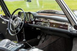 1967 Mercedes-Benz 230SL 4-Speed full