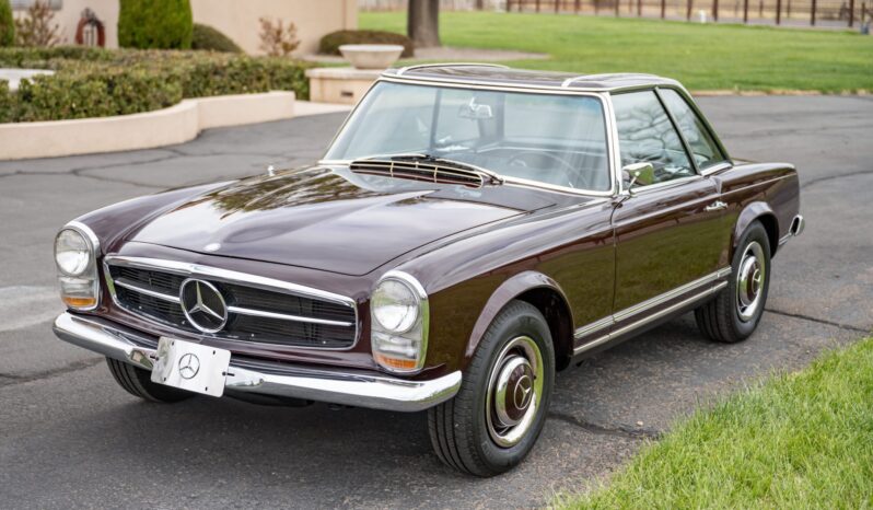 								1967 Mercedes-Benz 230SL 4-Speed full									