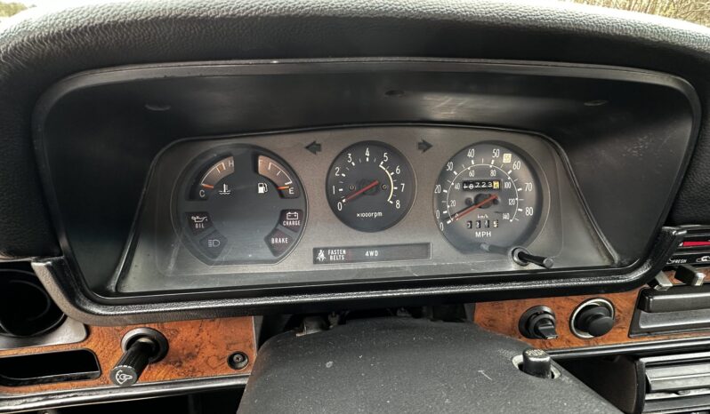 								1981 Toyota Pickup SR-5 4×4 5-Speed full									