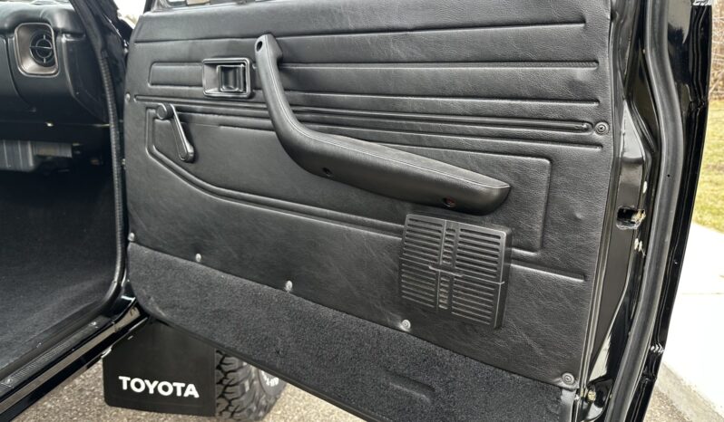 								1981 Toyota Pickup SR-5 4×4 5-Speed full									