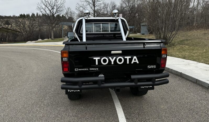 								1981 Toyota Pickup SR-5 4×4 5-Speed full									