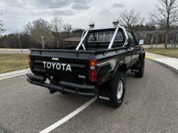 										1981 Toyota Pickup SR-5 4×4 5-Speed full									
