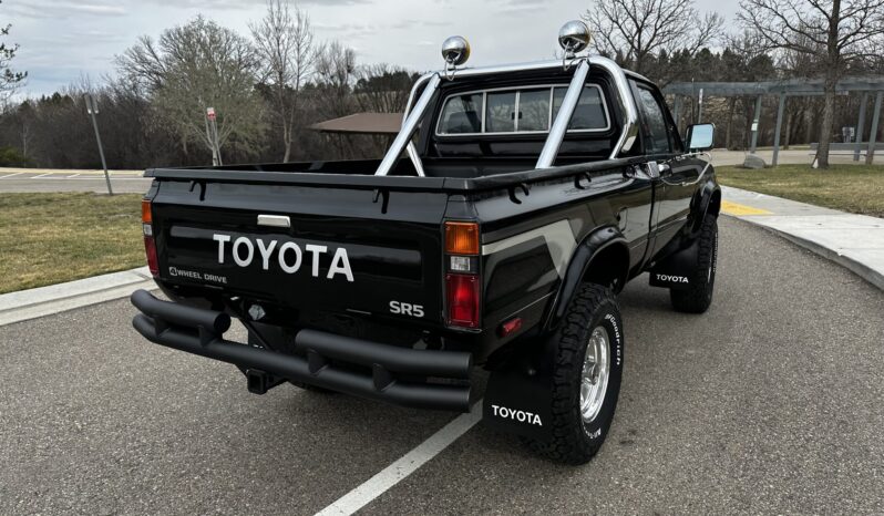 								1981 Toyota Pickup SR-5 4×4 5-Speed full									