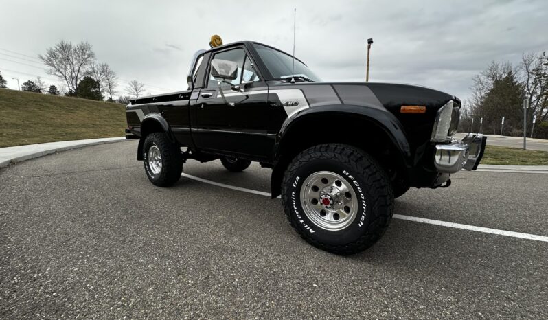 								1981 Toyota Pickup SR-5 4×4 5-Speed full									
