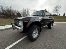 										1981 Toyota Pickup SR-5 4×4 5-Speed full									