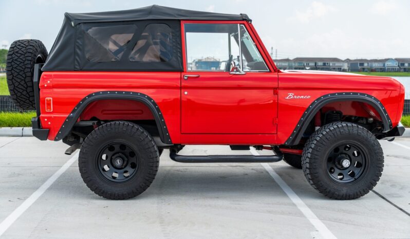 								1977 Ford Bronco full									