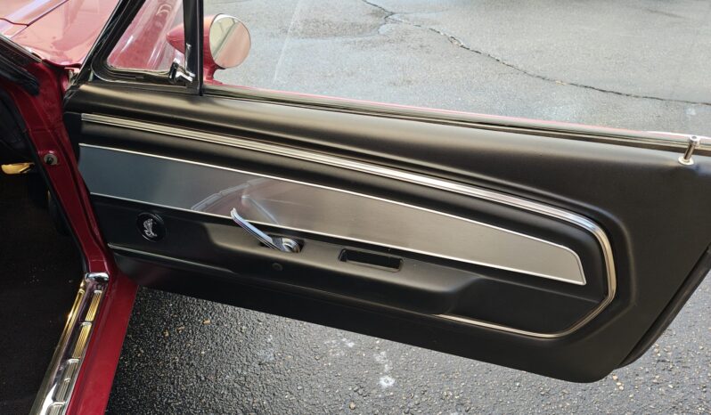 								1967 Ford Mustang Fastback 5-Speed full									