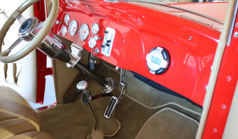 								1932 Chevrolet 5-Window Coupe Street Rod full									