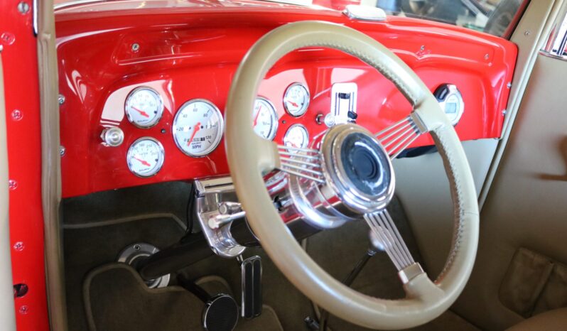 								1932 Chevrolet 5-Window Coupe Street Rod full									