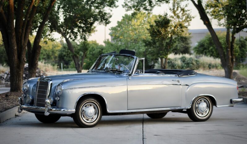 								1960 Mercedes-Benz 220SE Cabriolet full									