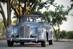 										1960 Mercedes-Benz 220SE Cabriolet full									