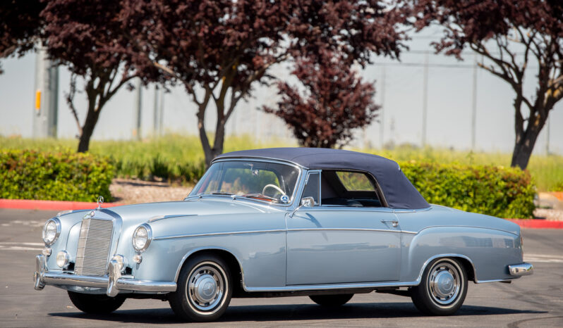								1960 Mercedes-Benz 220SE Cabriolet full									