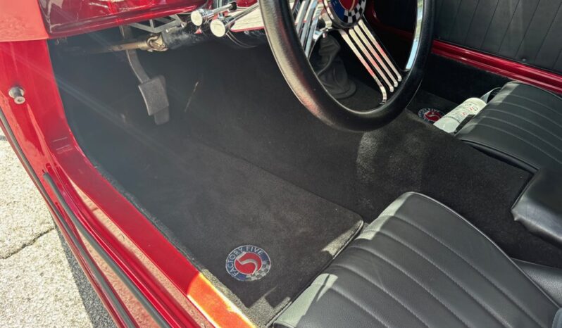 								1933 Ford Roadster Hot Rod full									