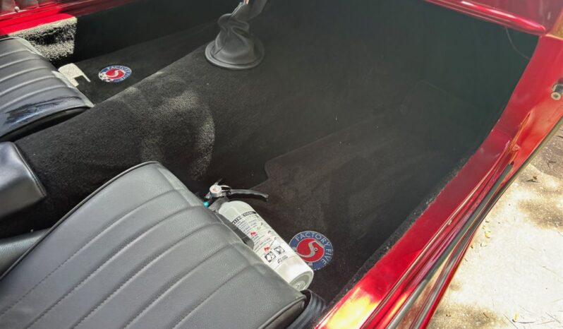 								1933 Ford Roadster Hot Rod full									