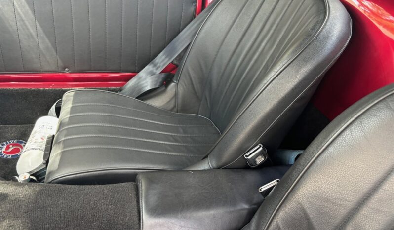 								1933 Ford Roadster Hot Rod full									