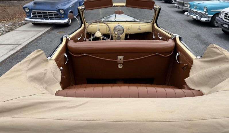 								1939 Lincoln-Zephyr Convertible Sedan full									