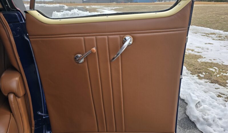 								1939 Lincoln-Zephyr Convertible Sedan full									