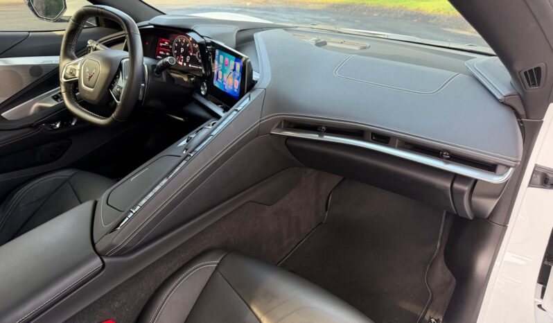 								2023 Chevrolet Corvette Stingray Convertible 2LT full									