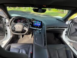 										2023 Chevrolet Corvette Stingray Convertible 2LT full									