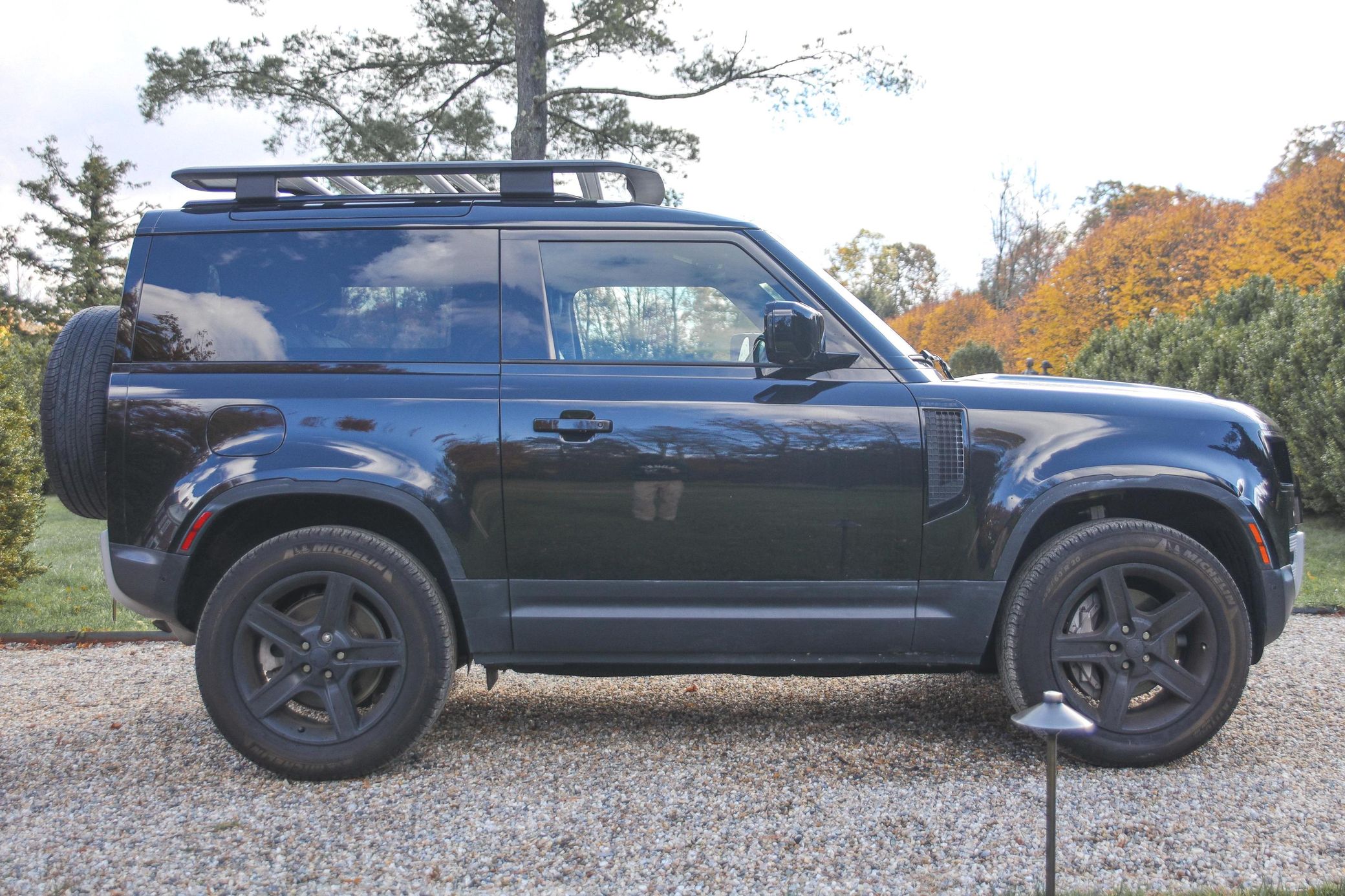 2023 Land Rover Defender 90 SE AWD