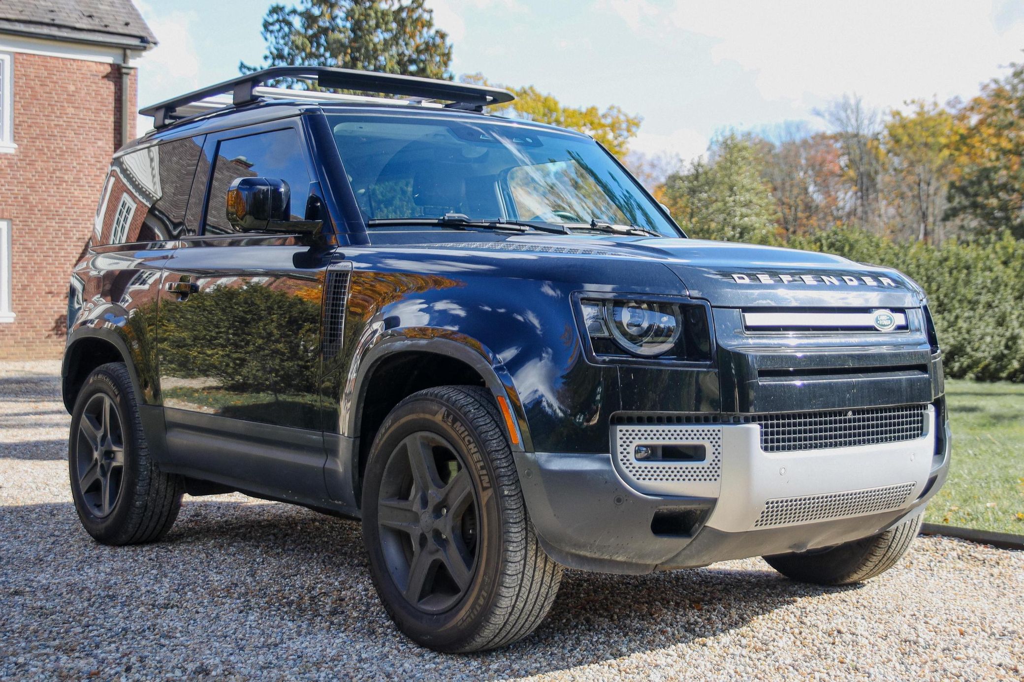 2023 Land Rover Defender 90 SE AWD