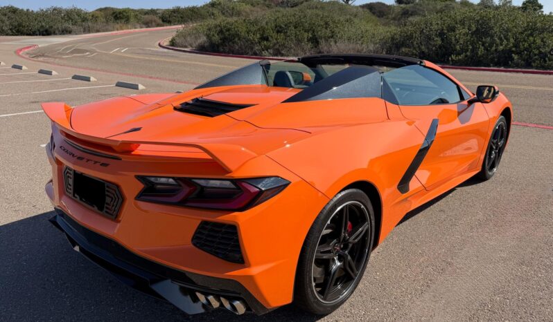 								2022 Chevrolet Corvette Stingray Convertible 2LT Z51 full									