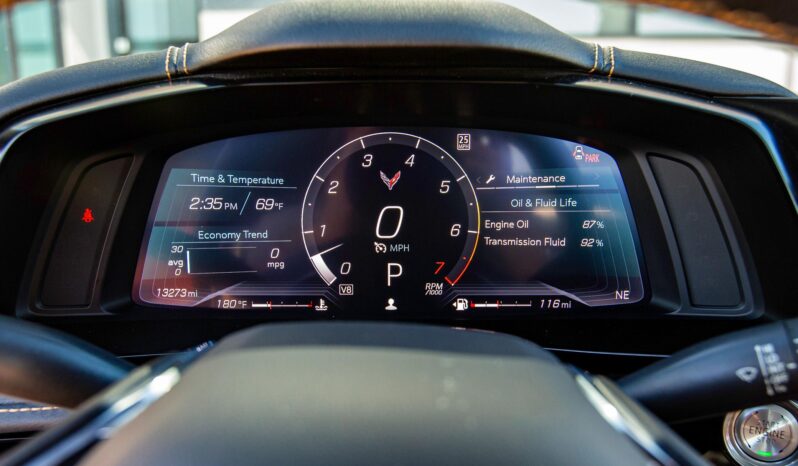 								2022 Chevrolet Corvette Stingray Convertible 2LT Z51 full									