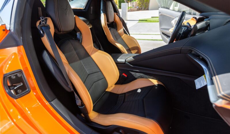 								2022 Chevrolet Corvette Stingray Convertible 2LT Z51 full									