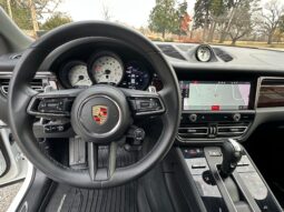 										2024 Porsche Macan S 375-hp full									
